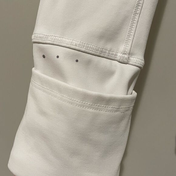 GUC Athleta athletic top white size medium - Picture 5 of 6